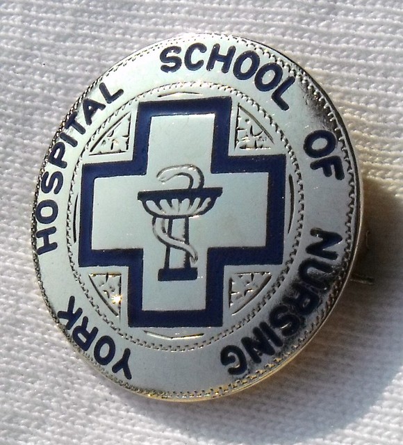 York Hospital School of Nursing Graduation Pin - York, Pennsylvania