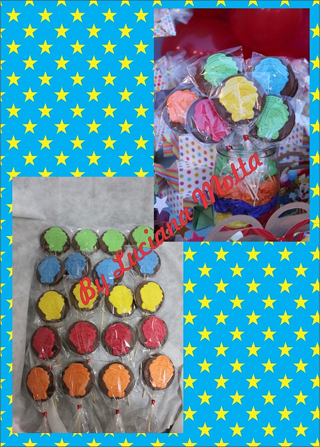 Pirulitos de Chocolate de Palhacinhos (Clown themed chocolate lollypops)