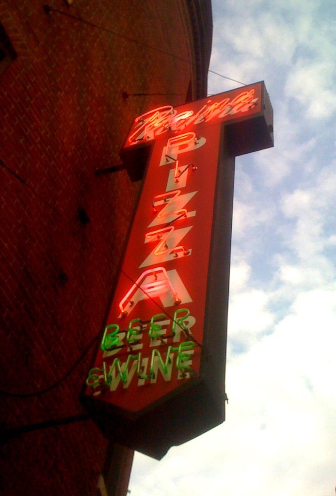 Regina Pizzeria (North End)
