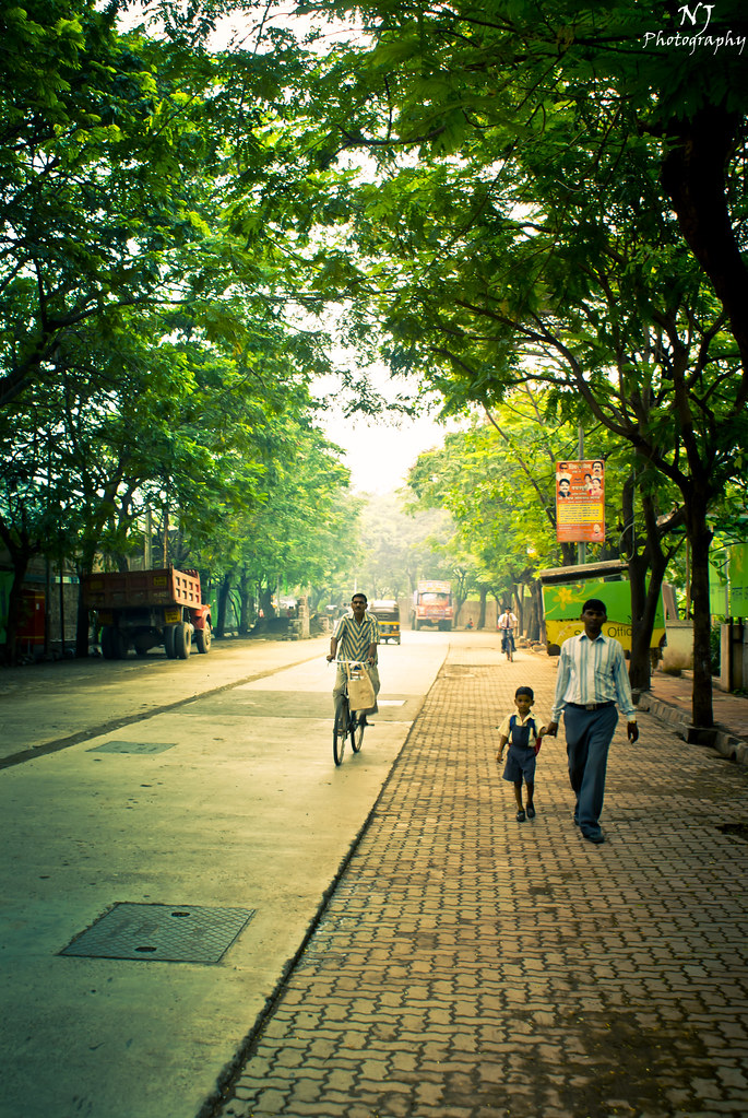 Good Morning Mumbai !! | “Each morning see some task begun ;… | Flickr
