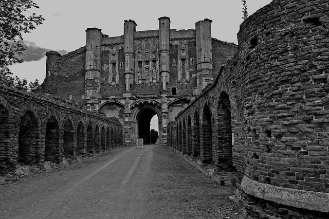 The Gatehouse from the Entrance, BW