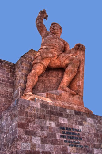 statue stone mexico photo image picture landmark sanmigueldeallende guanajuato 201104 elpípila