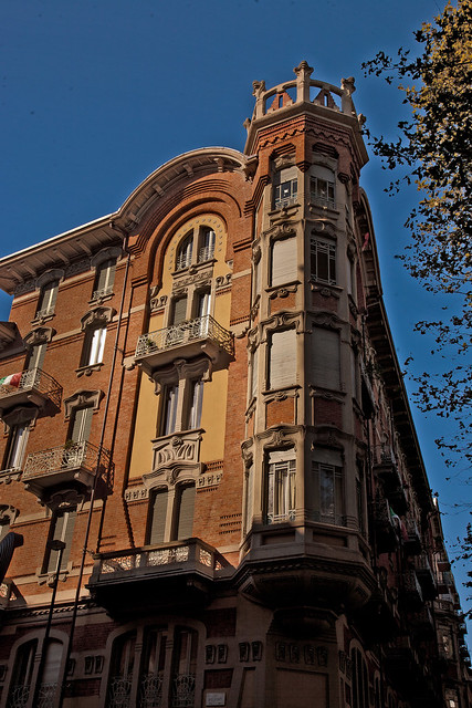 Palazzo  in Via Aurelio Saffi, 2