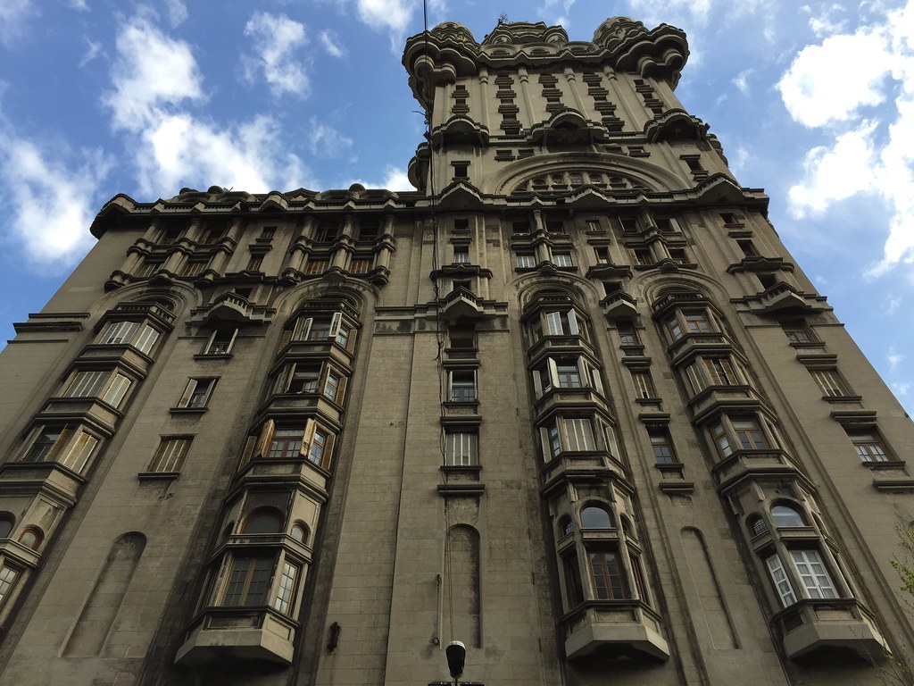 Palacio Salvo, Plaza Independencia 846, Montevidéu, Uruguai.