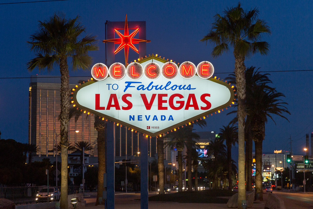 Welcome To Fabulous Las Vegas sign at night, Please attribu…