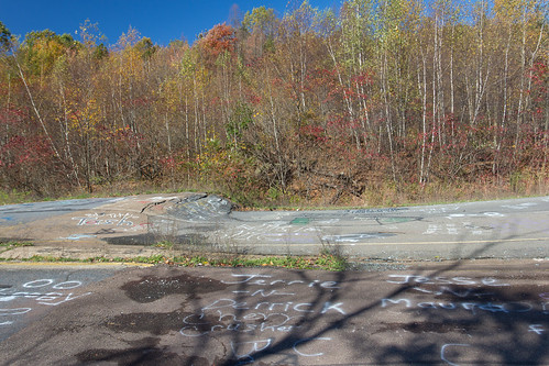 usa grafitti unitedstates pennsylvania disaster centralia ghosttown coal ashland deserted anthracite minefire pa61 byrnsville destroyedhighway