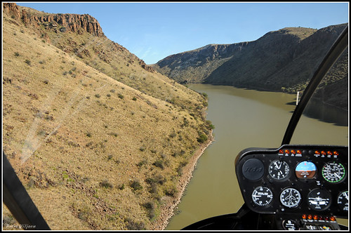 river southafrica aerialview helicopter gariep orangeriver r44 northerncapeprovince freestateprovince nikond300 blue2can laohuvalleyreserve nikkor1685edafsdxvr