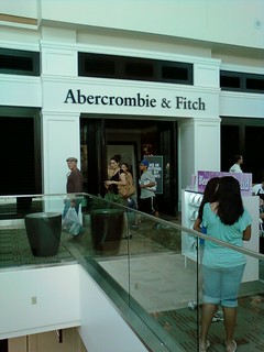 abercrombie in galleria mall