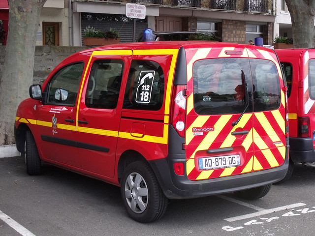 VL Renault Kangoo des pompiers de Conflans Sainte Honorine.