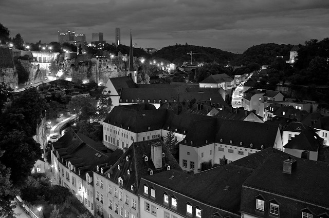 Luxembourg_by_Night_BW