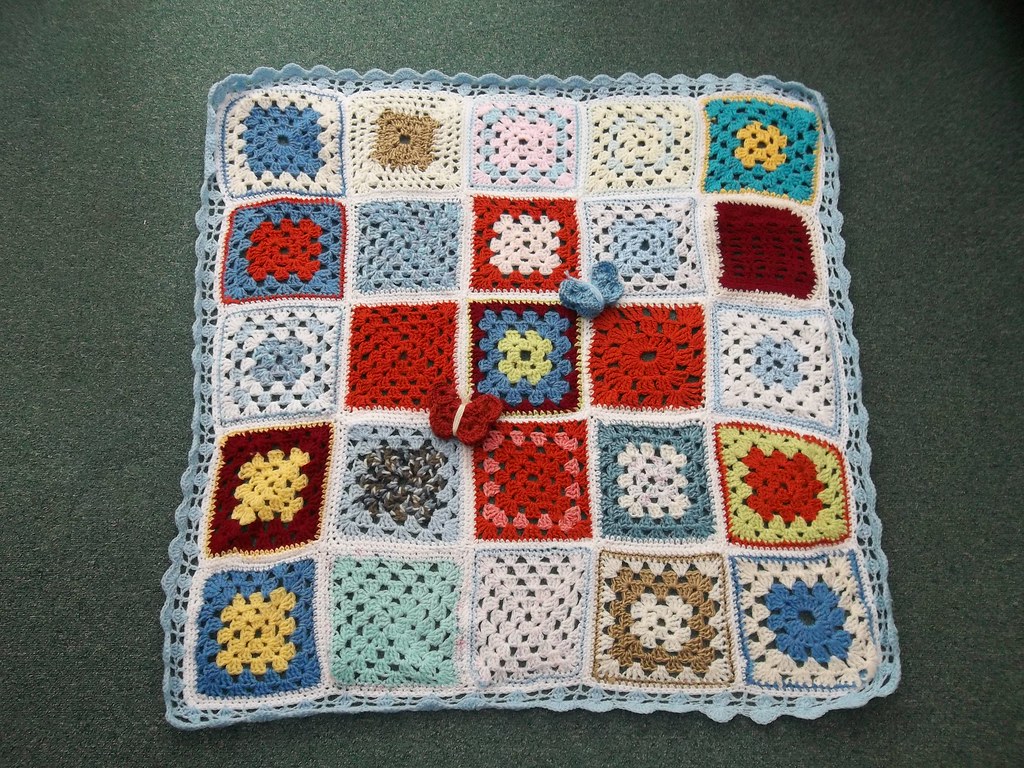 Glynis contributed enough Squares for three Blankets. This is the first. Thank you so much!