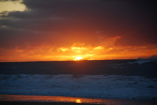 ocean beach clouds sunrise au australia nsw newsouthwales laurieton dunbogan