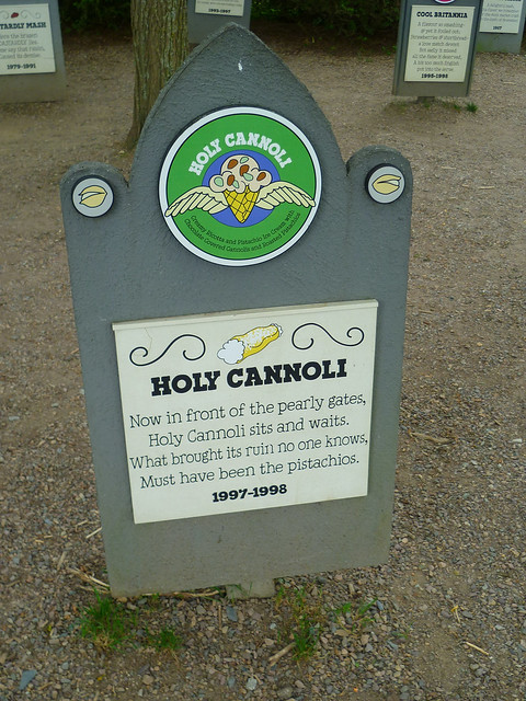 Ben & Jerry's Flavor Graveyard: Holy Cannoli