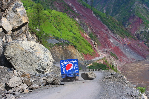road landslide kashmir muzaffarabad patikka