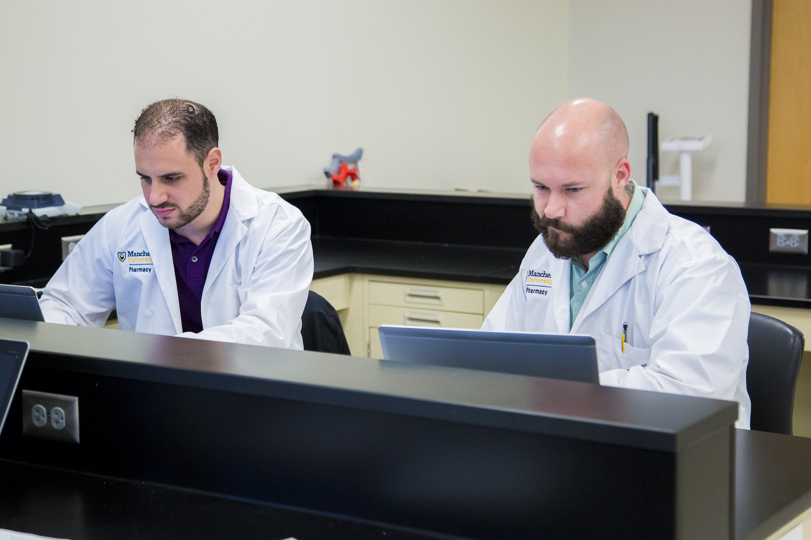 Pharmacy P2 Lab Session - November 18, 2015 | Flickr