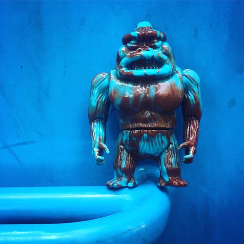 Color of blue @monkey_3000 #ummikko #koningu #sofubi #sofvi #ソフビ | by deniscat