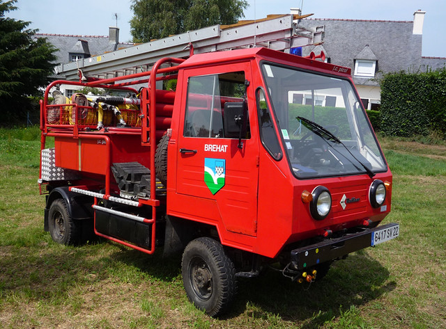 Multicar fire engine, Ile de Brehat