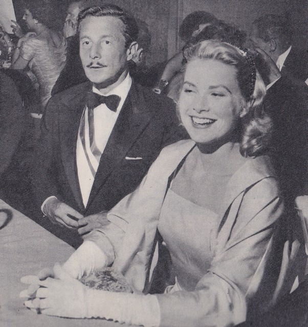 Oleg Cassini and Grace Kelly in 1956