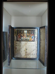 Colegio de Nuestra Señora la Antigua - Altar portátil en el museo