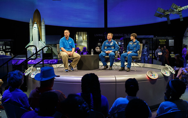 Astronauts Virts and Cristoforetti at NASM (NHQ201509170001)
