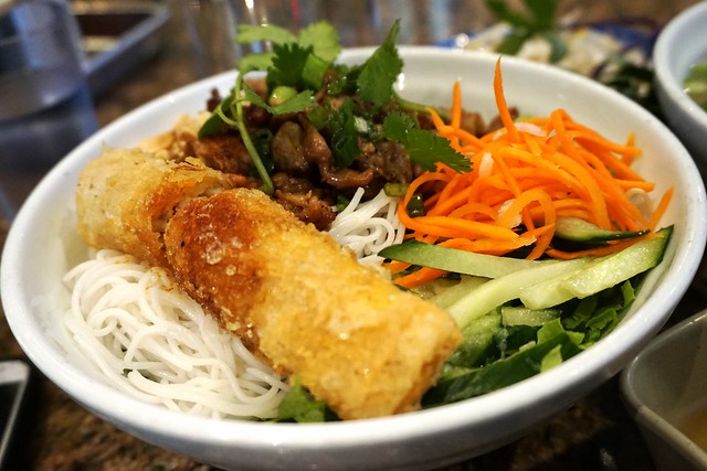 Vermicelli and chicken at Golden Turtle