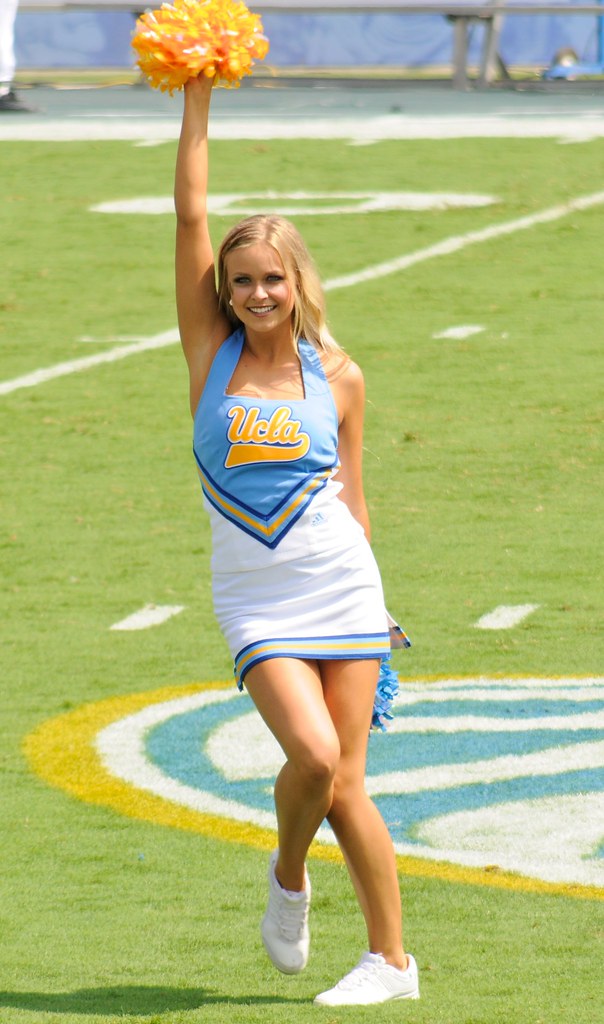 Blonde Ucla Cheerleader At Football Game Vs Texas 2011 A Photo On Flickriver