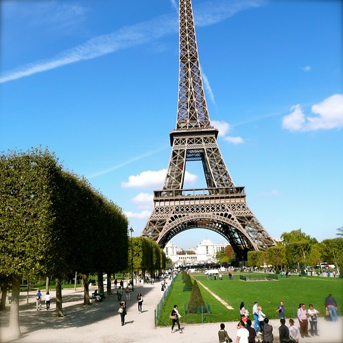 560 | The Eiffel Tower, nickname La dame de fer, the iron la… | Flickr