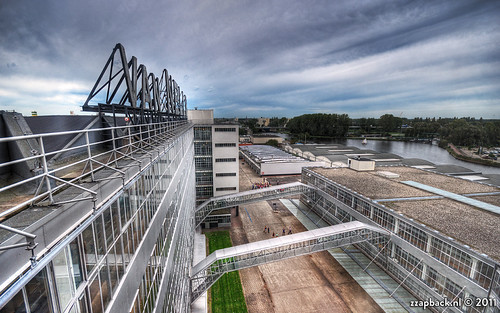 The roof, the roof, the roof of Van Nelle / Rotterdam / +3 pix by zzapback