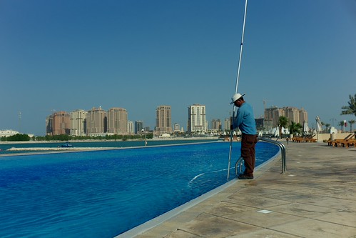 hotel pool | by andreaffm
