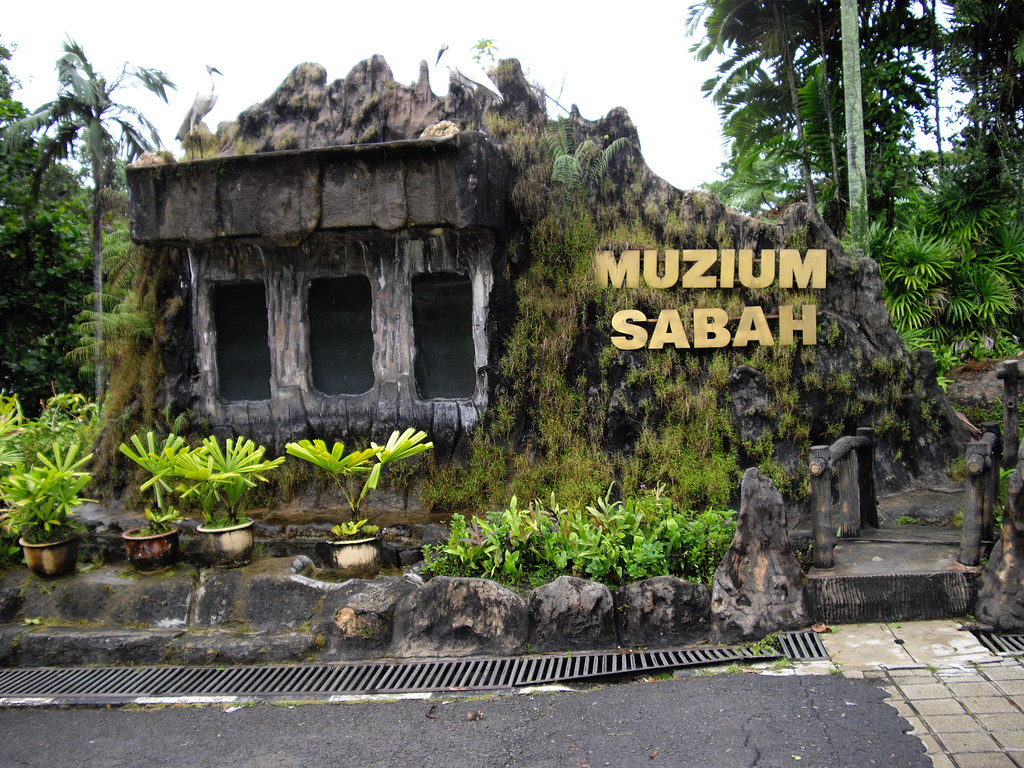02 Sabah State Museum - Kota Kinabalu 2009-10-07 03 - a photo on Flickriver