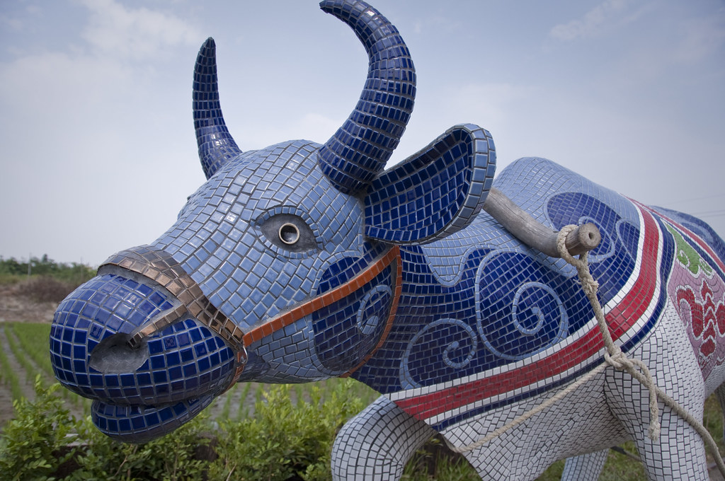 'mosaic ox'  -  chiayi county, bantou village (板頭社區)
