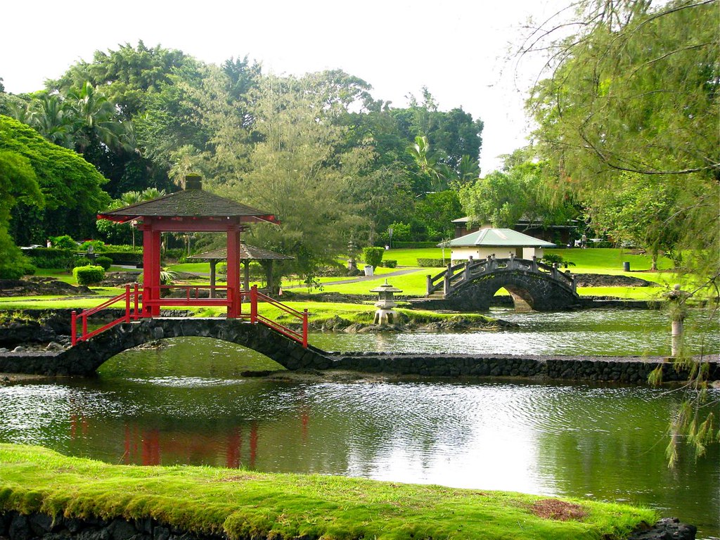 Queen Liliuokalani Gardens This Is One Of My Favorite Plac Flickr