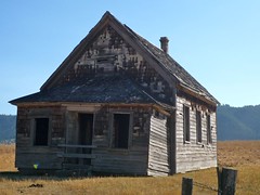 Old Round Valley Schoolhouse