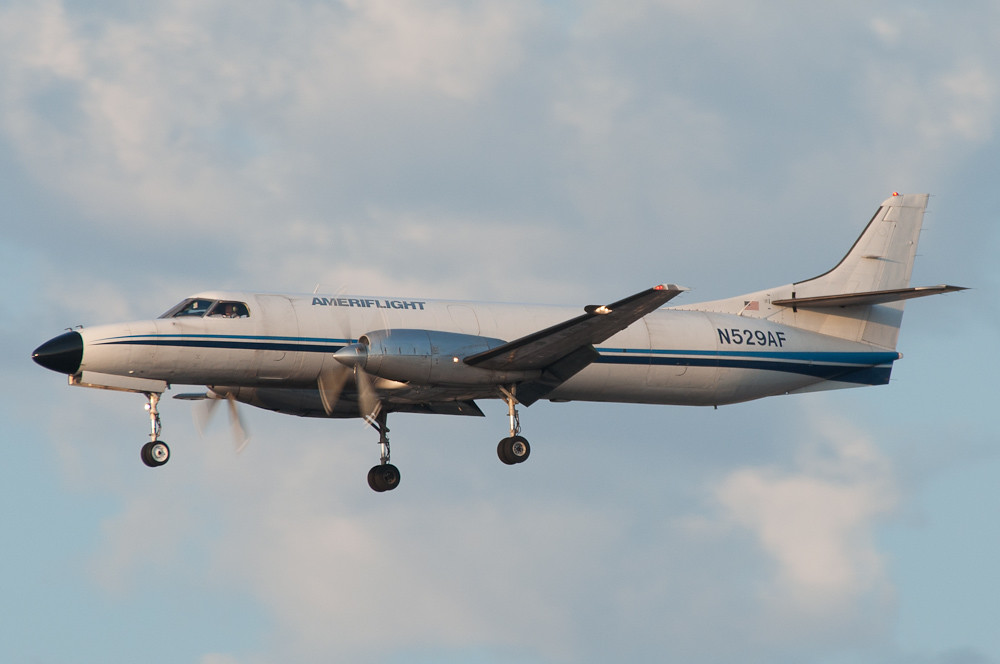 Ameriflight cargo run | Early evening flight from Burbank. I… | Flickr