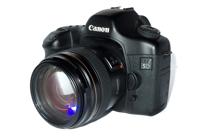 Canon EOS 5D + Canon EF 100mm f/2 USM