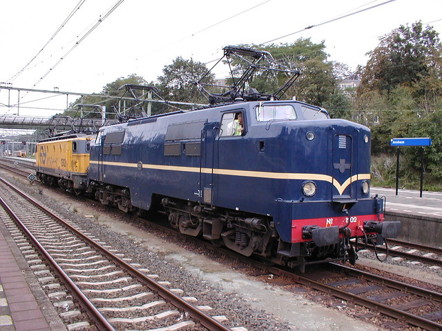 E-loc 1202 en 1302 (14-9-2002 Arnhem)