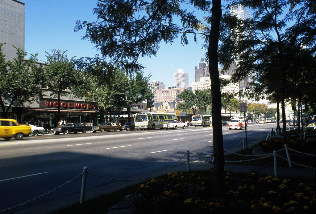 700 block of North Michigan Avenue | Description: View looki… | Flickr
