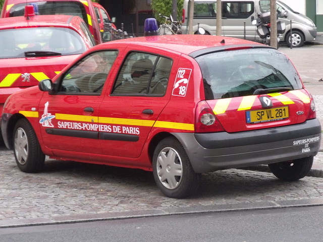 SPVL281, Renault Clio de liaisons de la BSPP.