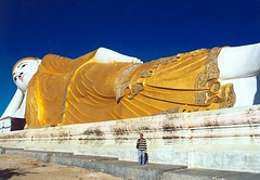 Monywa, Reclining Buddha