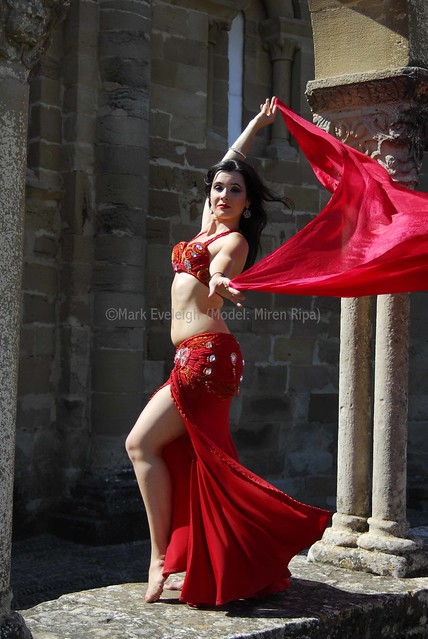 Celebrated Spanish belly dancer Miren Ripa
