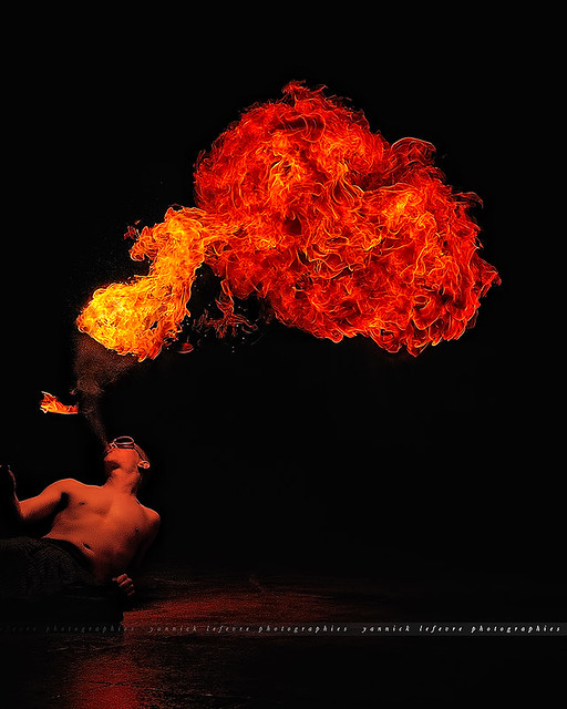 Fire-Eater To Tokyo's Palace #5 ~ France // Paris ~