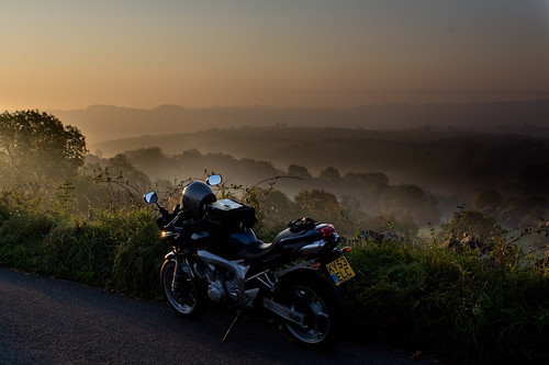 sunrise eos motorcycle fazer motorbiking cotswold fz6 450d
