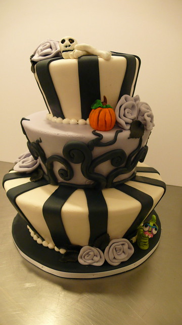 Tim Burton Wedding cake