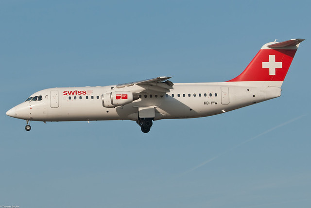 Swiss European Air Lines British Aerospace Avro RJ100 HB-IYW (76339)