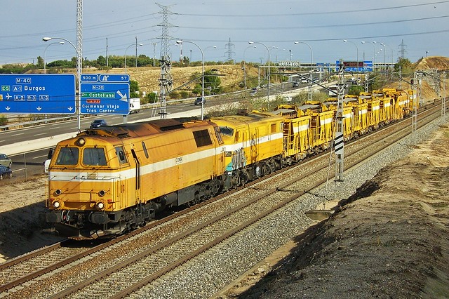 MZ-III  Comsa + 316-008 + Tren de obras