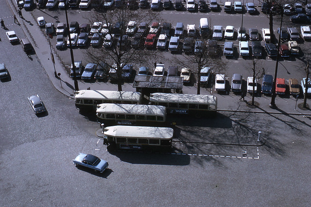 JHM-1968-0241 - Paris RATP, autobus du haut de la Colonne de Juillet, Place de La Bastille