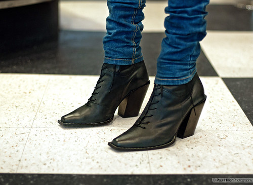 Toronto Street Fashion - Man Heels | www.paulhillier.com | T… | Flickr