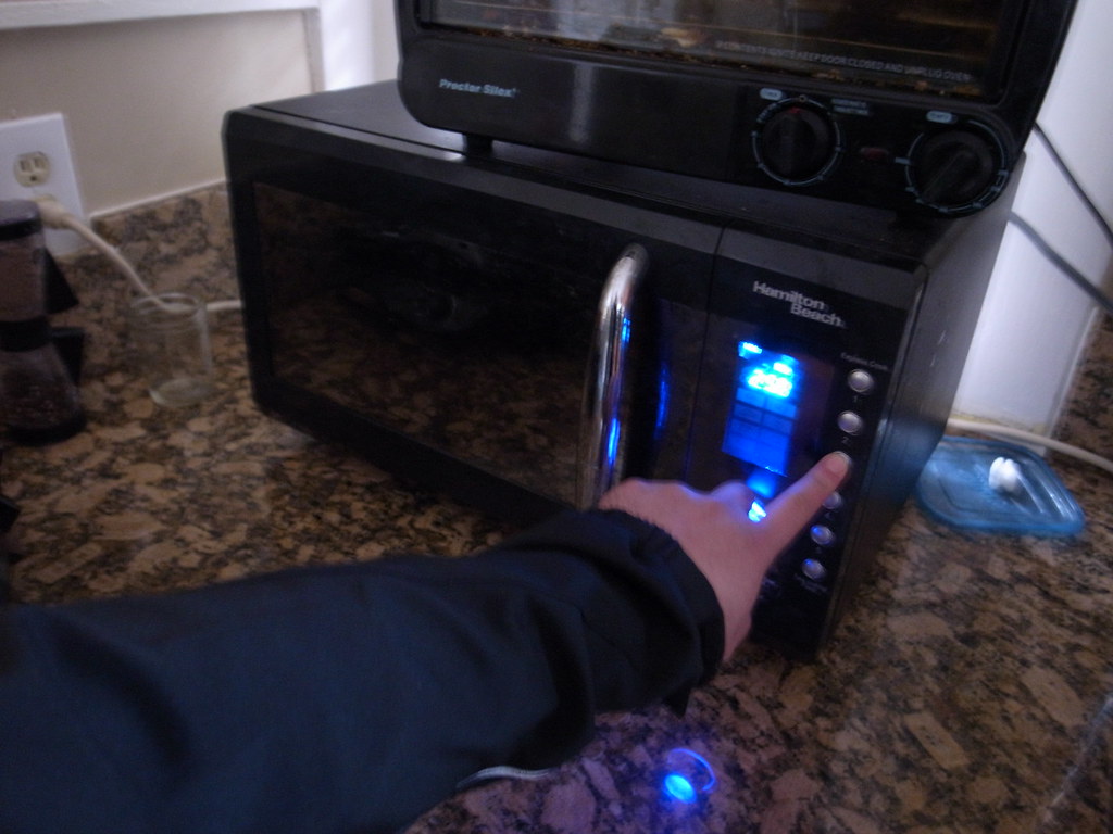 Me Using Microwave | I learned to use microwave! Juan showed… | Flickr