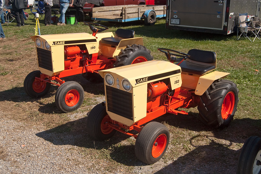 Case Lawn And Garden Tractors A 150 And A 180 At The 2011 Flickr