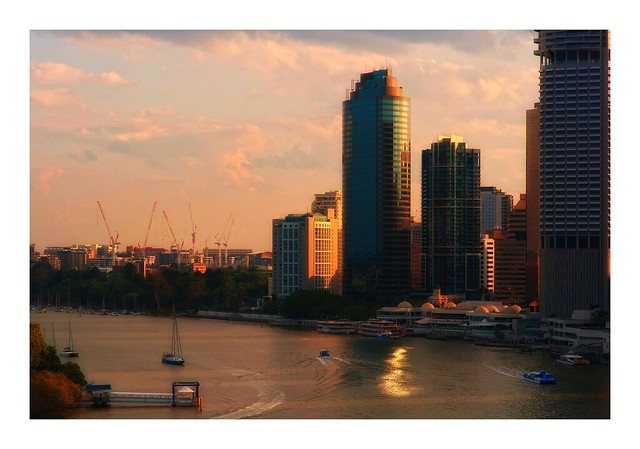 Brisbane - dawn by the river
